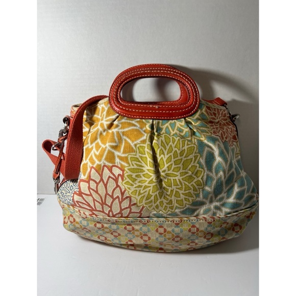 Fossil Floral Patterned Handbag with Red Accents - Picture 2 of 10